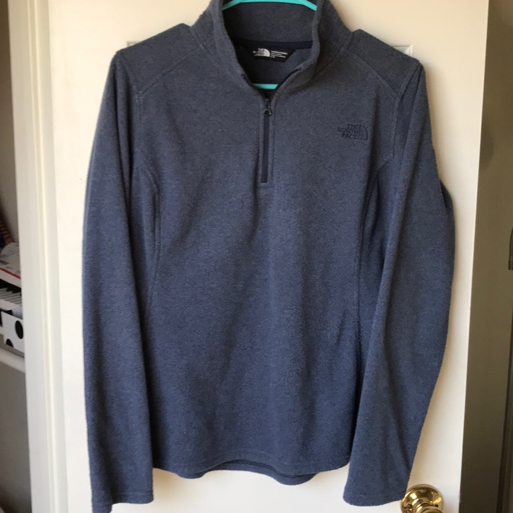 North Face quarter zip size large